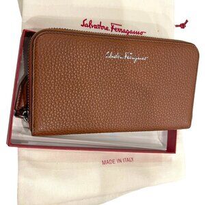 Ferragamo 66-0907/02 Men's Brown/Blue Leather Continental Travel Wallet